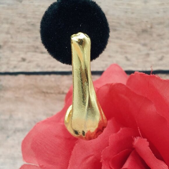 Beautiful Gold Tone Drop Earrings "J" Shaped 1.5" Pierced Elegant Career - Picture 6 of 10